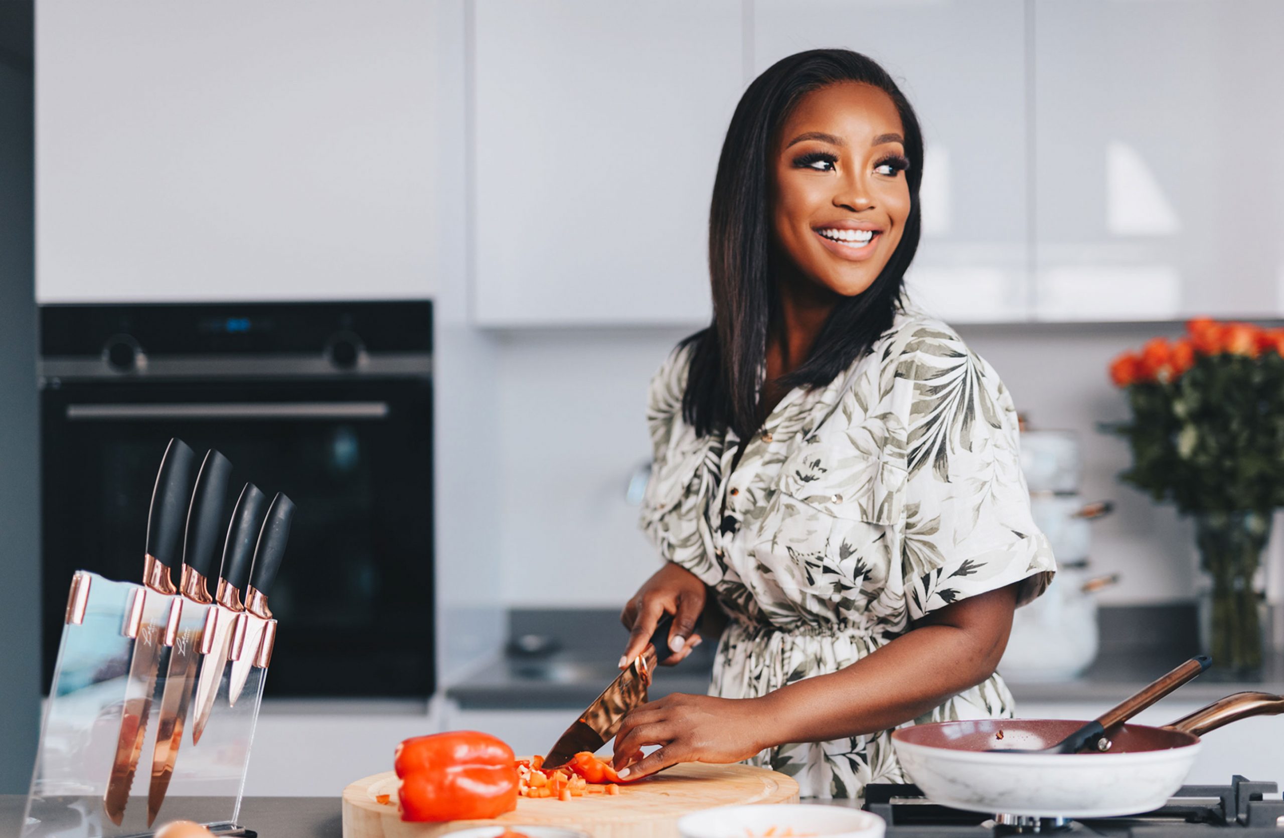 6 celebrity chefs with cookware lines at QVC - Reviewed